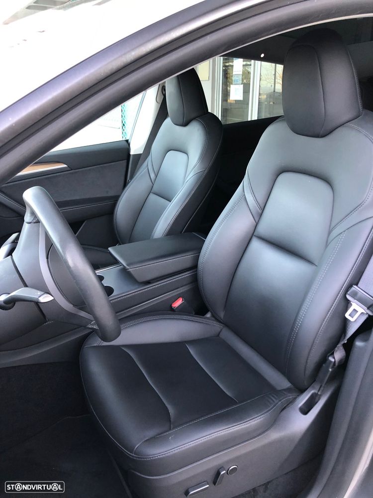 Tesla Model Y Long Range Tração Integral - 16
