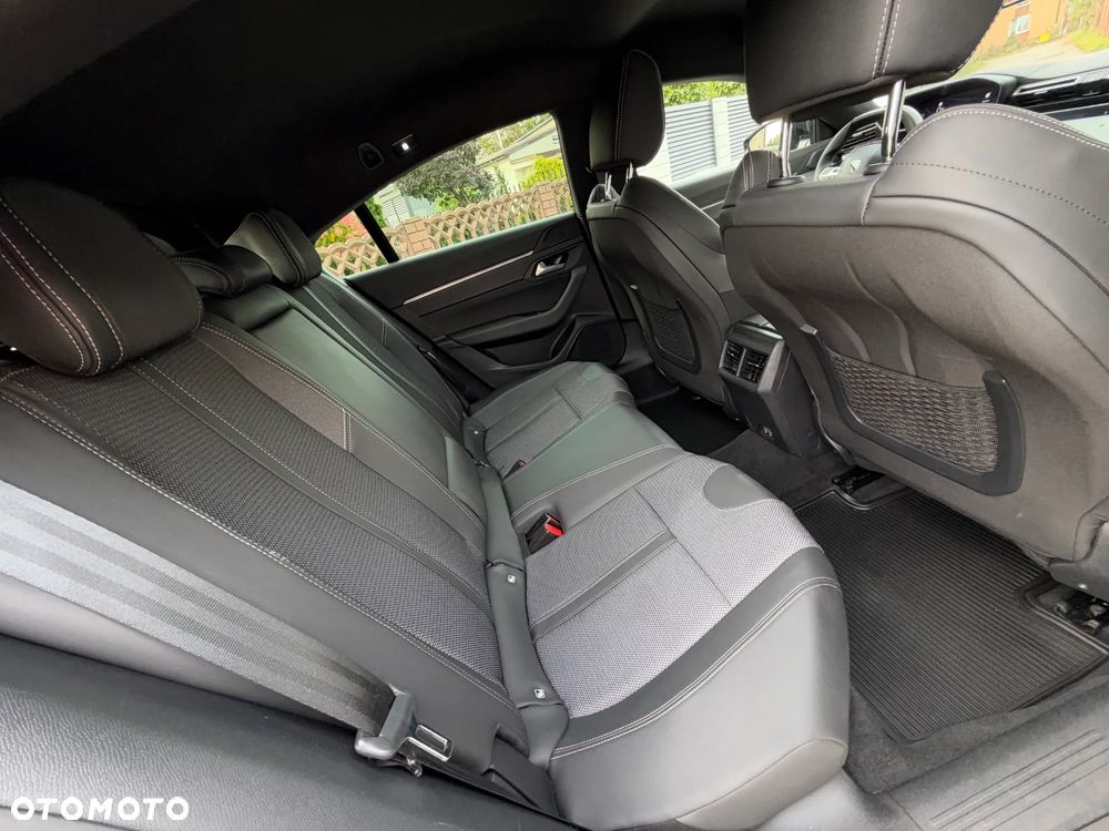 Peugeot 508 BlueHDi 130 Allure S&S EAT8 - 33