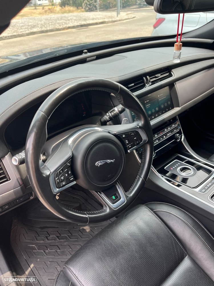 Jaguar XF 20d Aut. R-Sport Ingenium Edition - 7