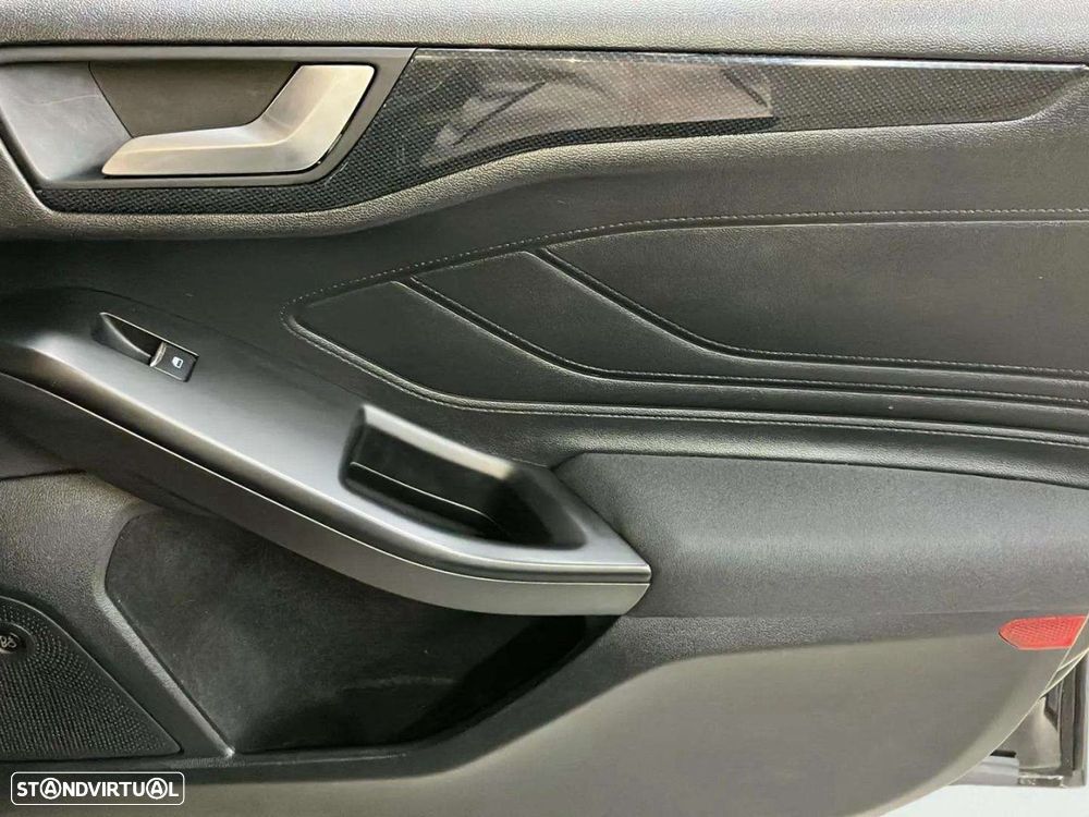 Ford Focus 1.0 EcoBoost ST-Line - 21