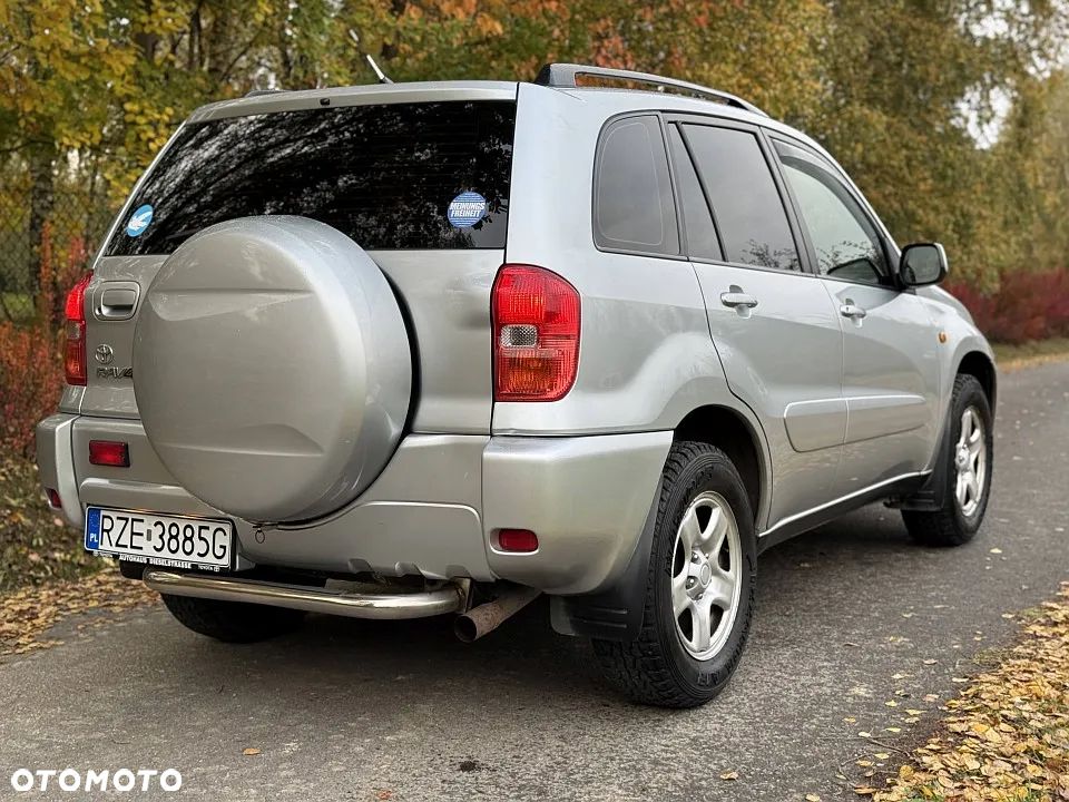 Toyota RAV4 1.8 VVT-i Luna 2WD - 5