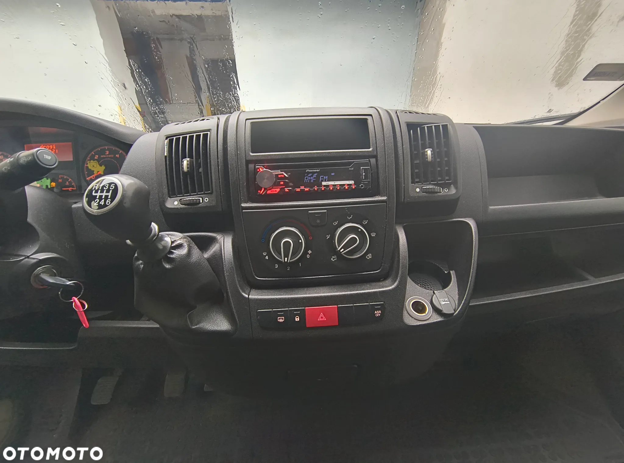 Peugeot Boxer - 12
