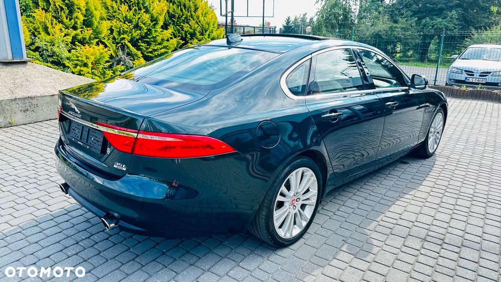 Jaguar XF 35t AWD Prestige - 1