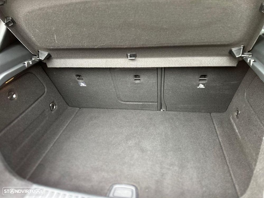 Mercedes-Benz A 180 d Urban Aut. - 21