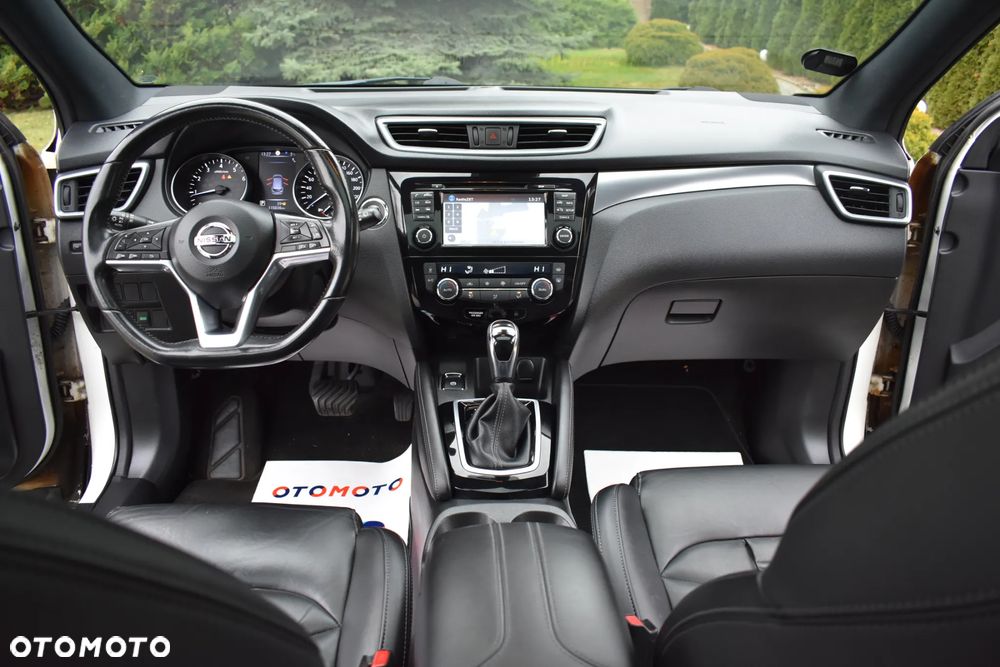 Nissan Qashqai 1.2 DIG-T Xtronic TEKNA+ - 8