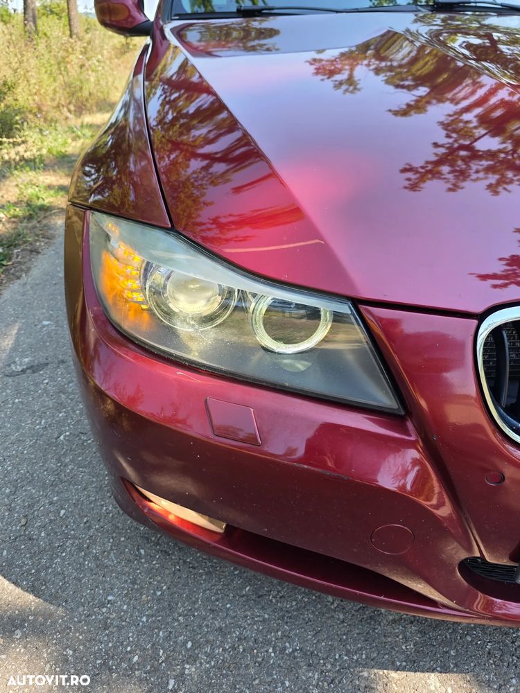 BMW Seria 3 320d - 25
