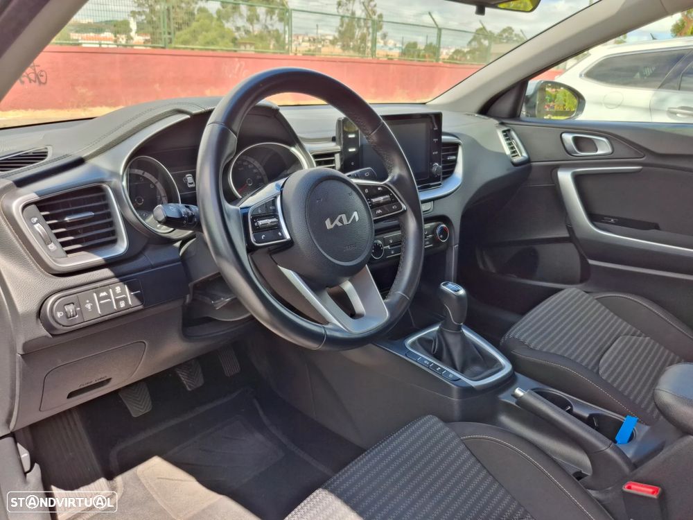 Kia XCeed 1.0 T-GDI Dynamic - 9
