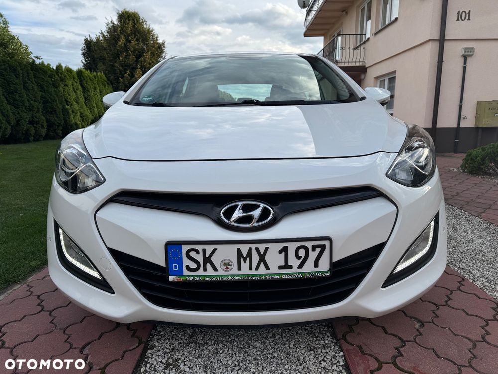 Hyundai i30 1.6 GDI Premium - 14