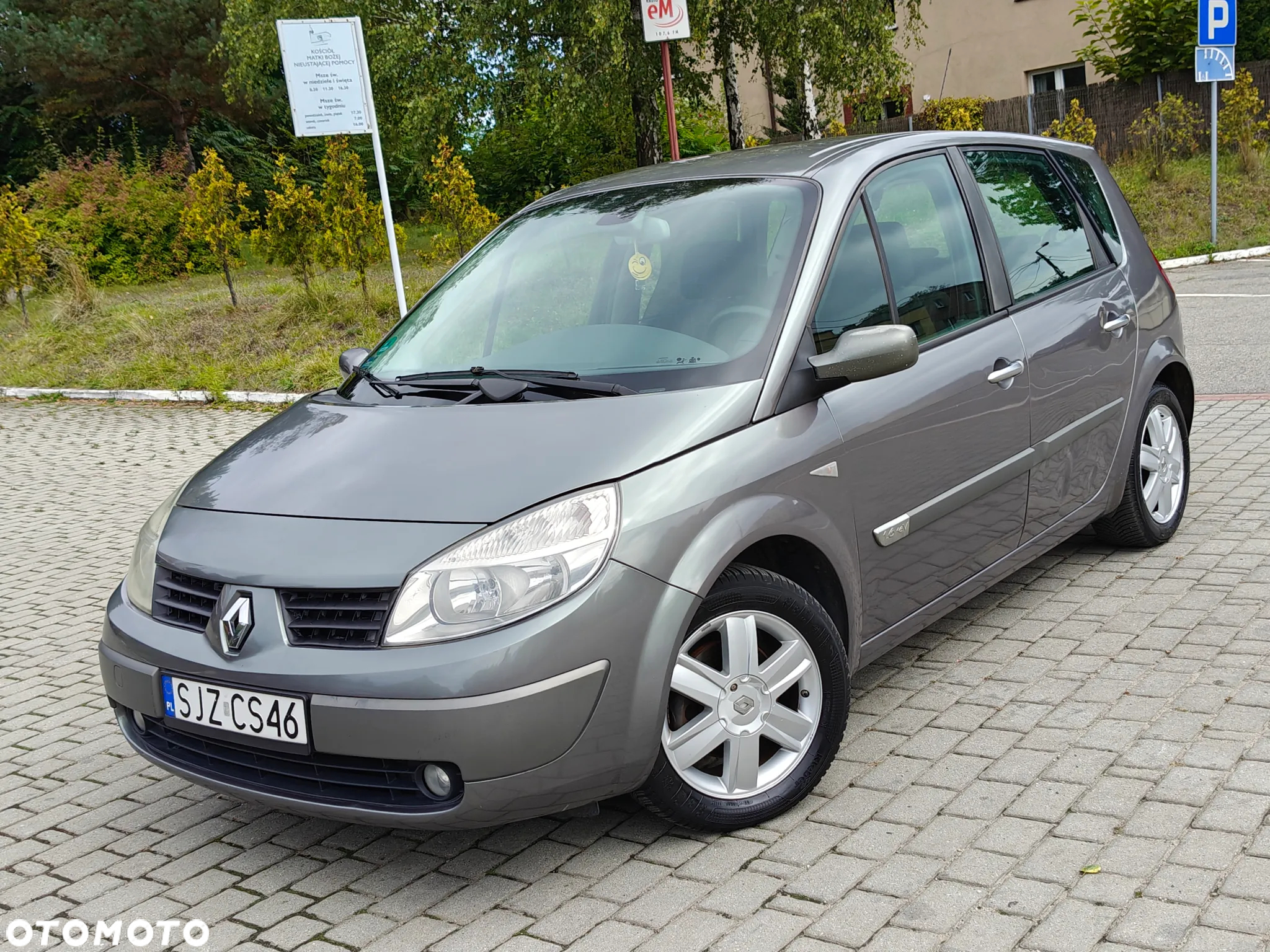 Renault Scenic 1.6 16V Confort Privilege - 3