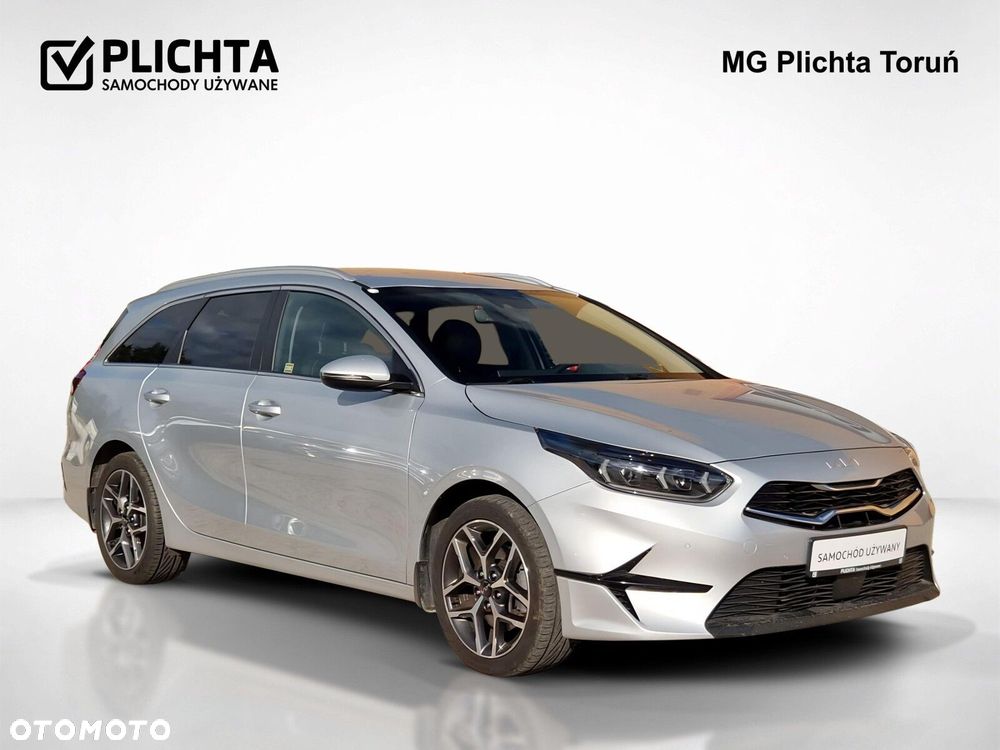 Kia Ceed - 8