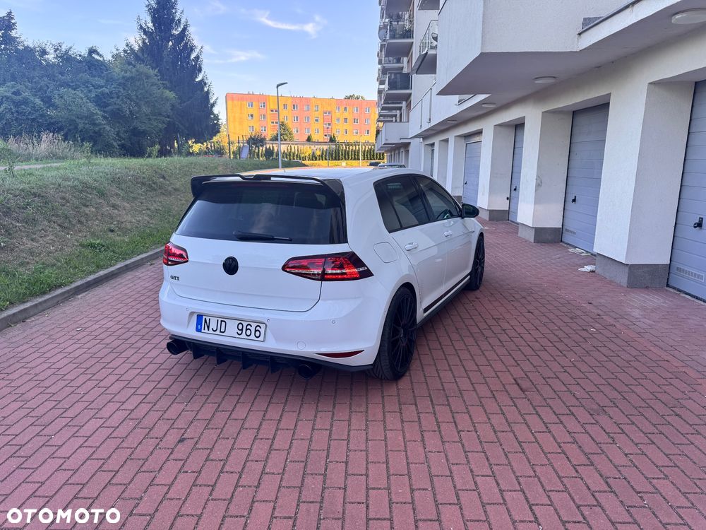 Volkswagen Golf 2.0 TSI BMT GTI Performance DSG - 14