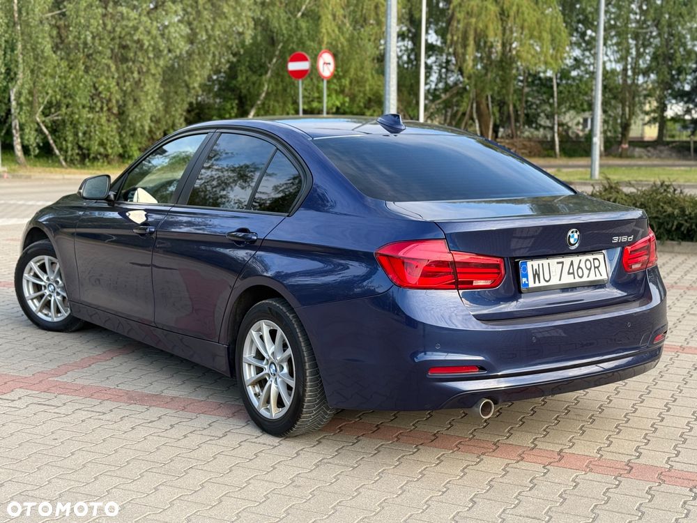 BMW Seria 3 316d Sport Line - 10