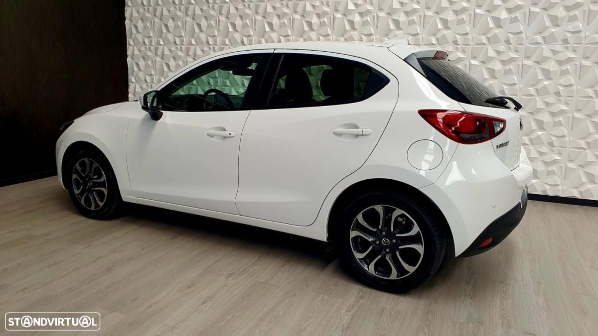 Mazda 2 1.5 Sky-G Evolve Navi - 10