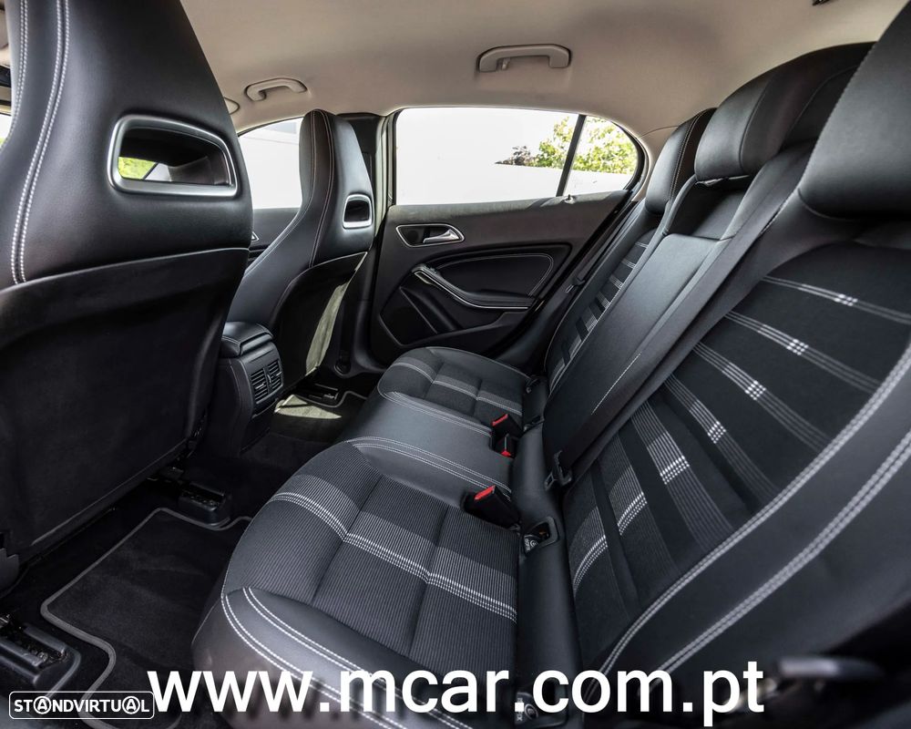 Mercedes-Benz GLA 180 d - 9