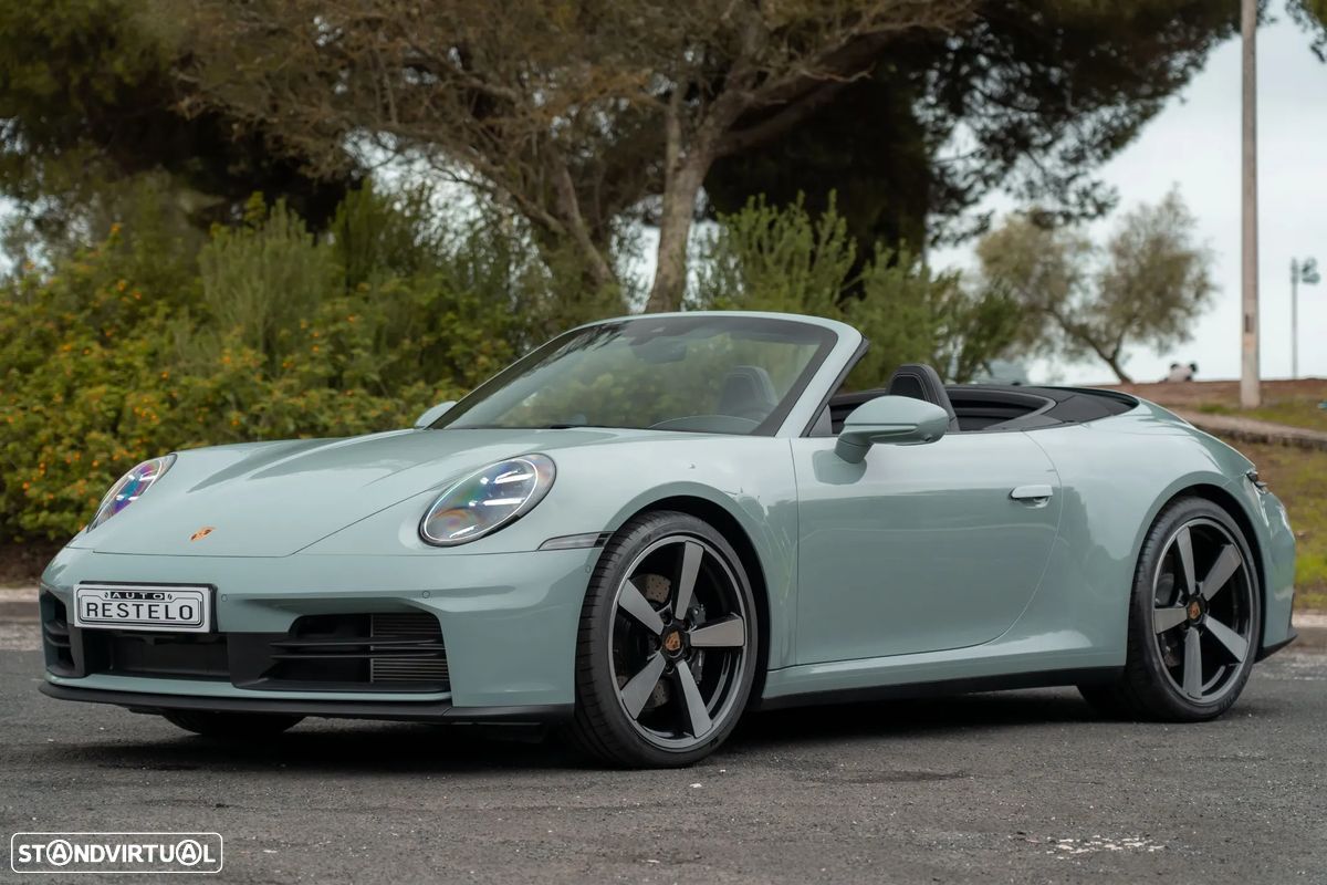 Porsche 911 (992) Carrera - 1