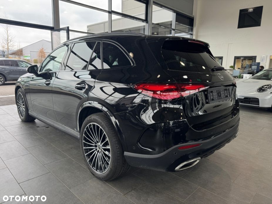 Mercedes-Benz GLC - 4