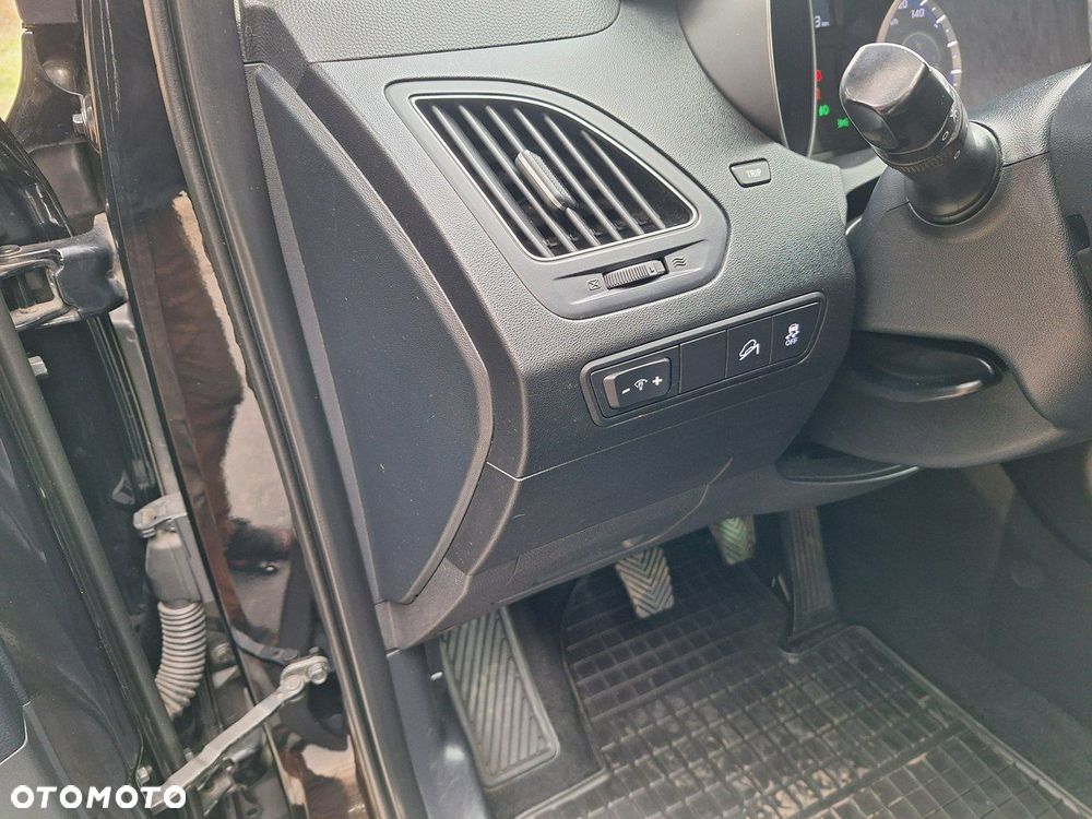 Hyundai i30 1.4 FIFA WM Edition - 22