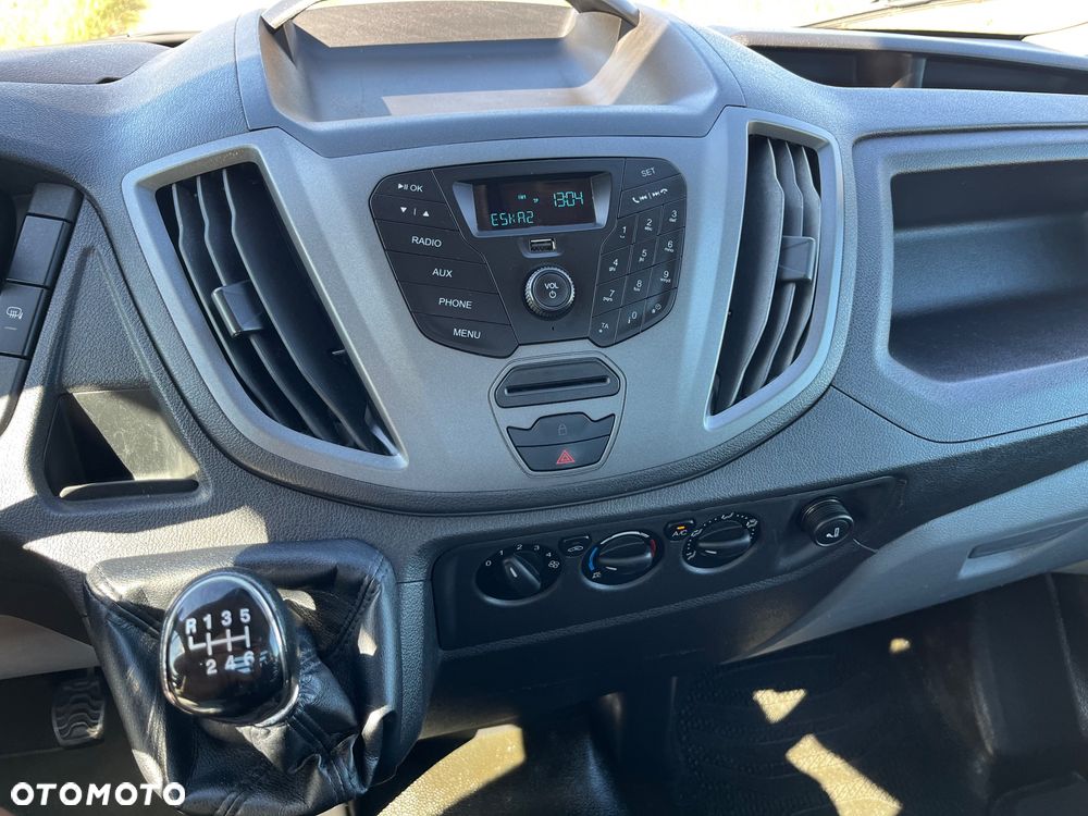 Ford transit - 18