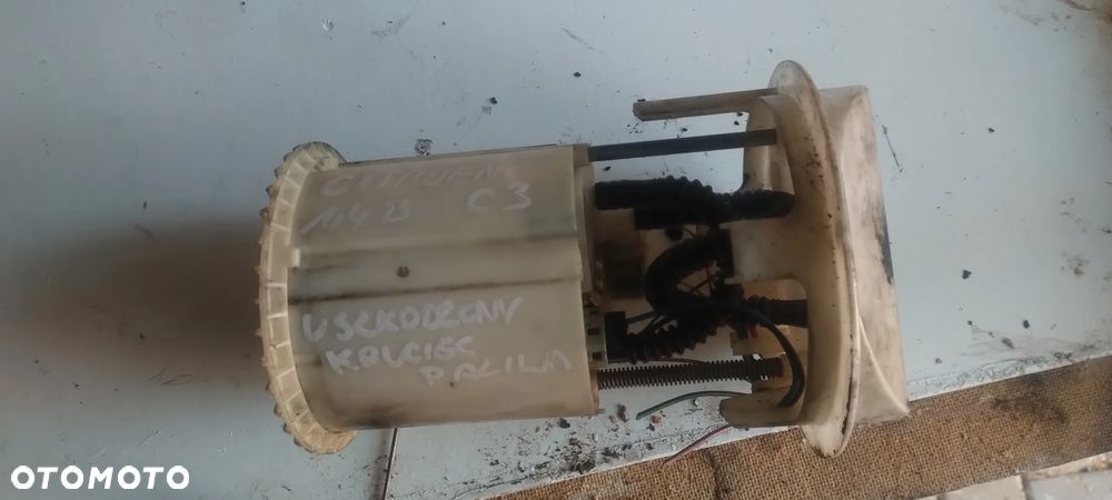 Citroen C3 I 1,4 8v pompka paliwa pompa  1,1 - 1