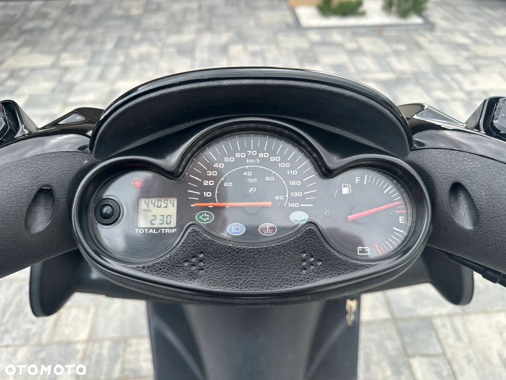 Yamaha Majesty - 15