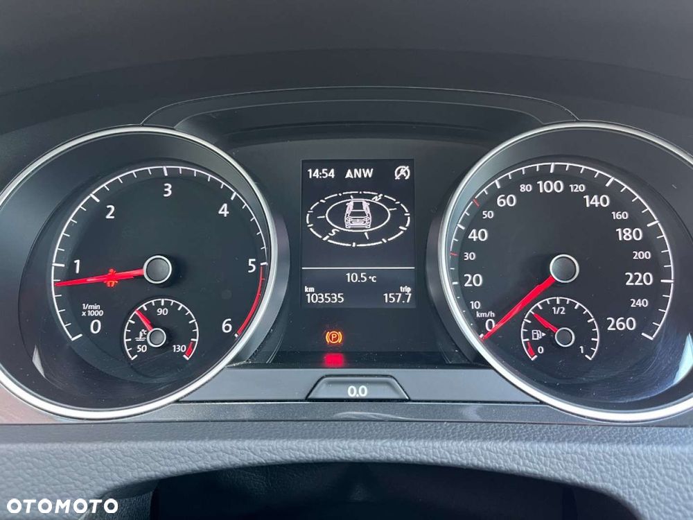 Volkswagen Golf Variant 2.0 TDI SCR Highline - 11