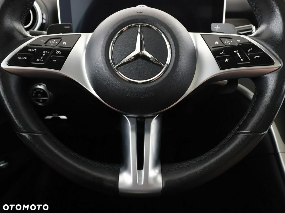 Mercedes-Benz Klasa C 300 e PHEV - 22
