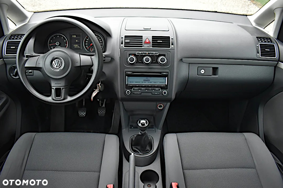 Volkswagen Touran - 5