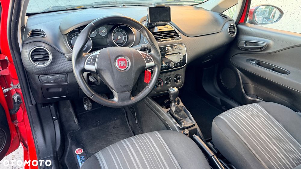 Fiat Grande Punto - 9