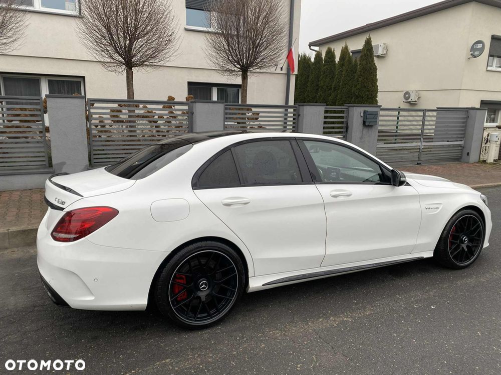 Mercedes-Benz Klasa C AMG 63 S AMG Speedshift 7G-MCT - 3