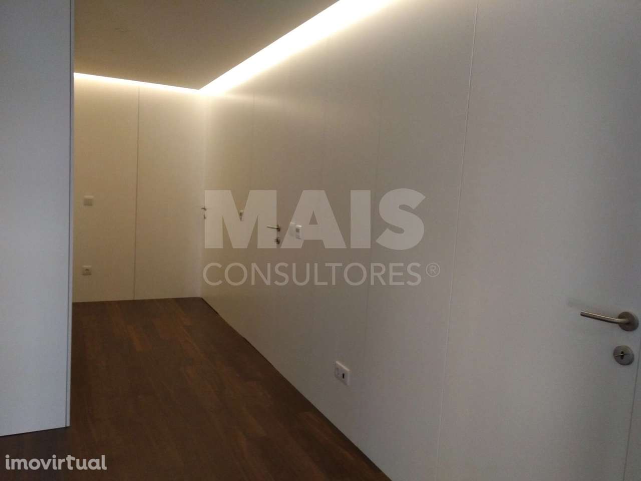 Apartamento T4 Remodelado em Cedofeita (Santo Ildefonso), Porto - Grande imagem: 4/15
