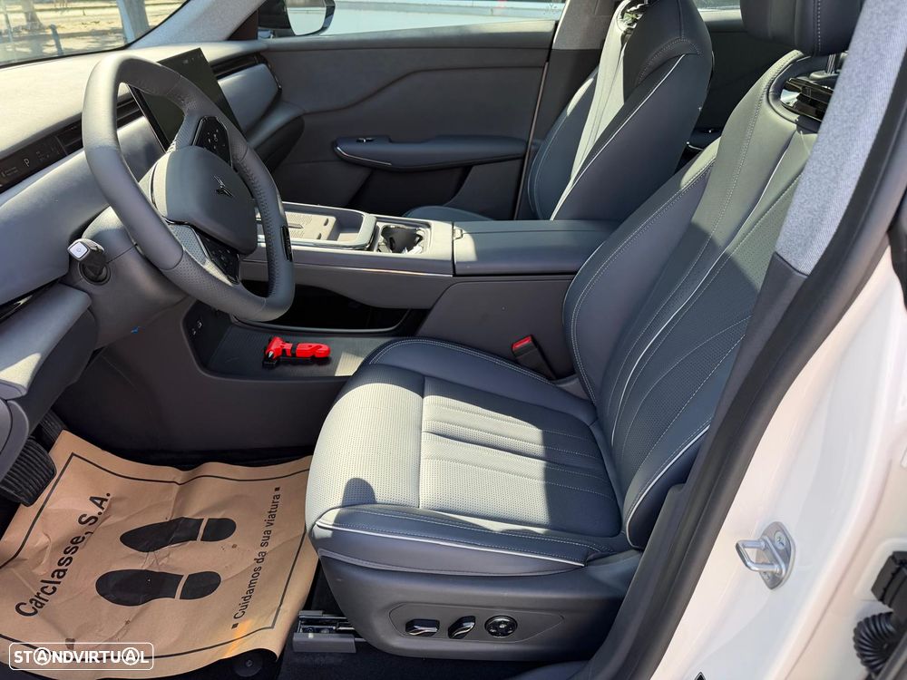 Voyah Courage 80 kWh Exclusive - 4