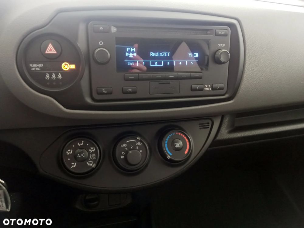 Toyota Yaris 1.0 Active EU6 - 7