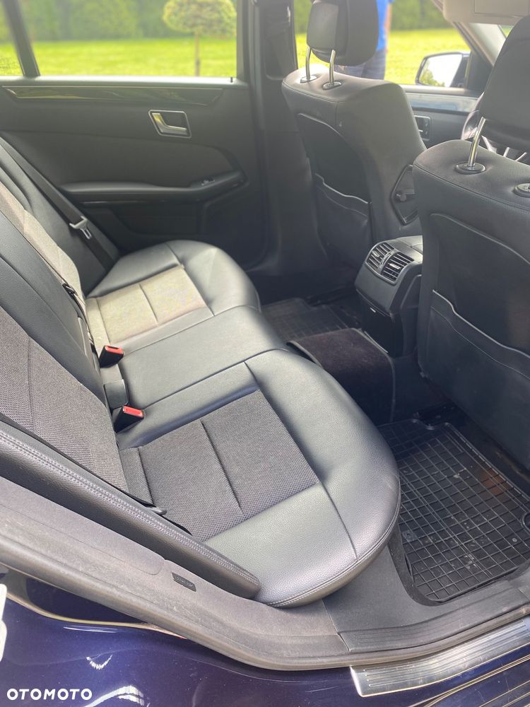 Mercedes-Benz Klasa E 200 BlueTEC 7G-TRONIC Classic - 9