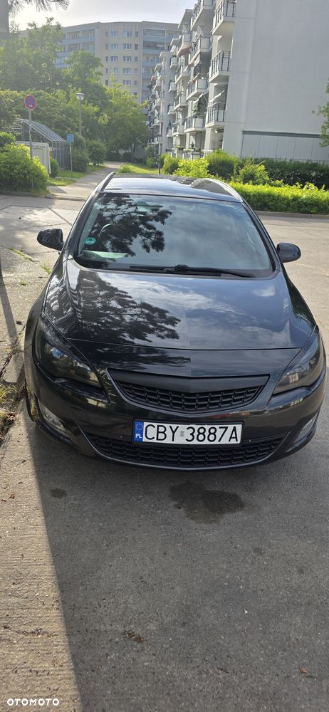 Opel Astra 1.6 T Sport - 1
