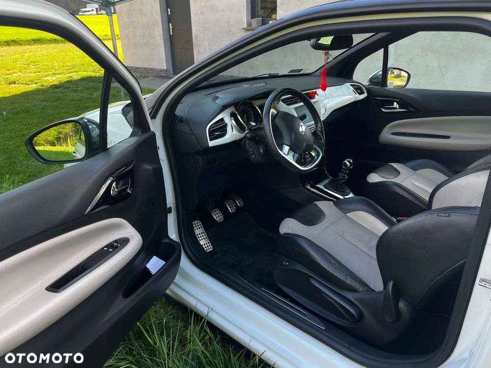 Citroën DS3 1.6 THP SportChic - 12