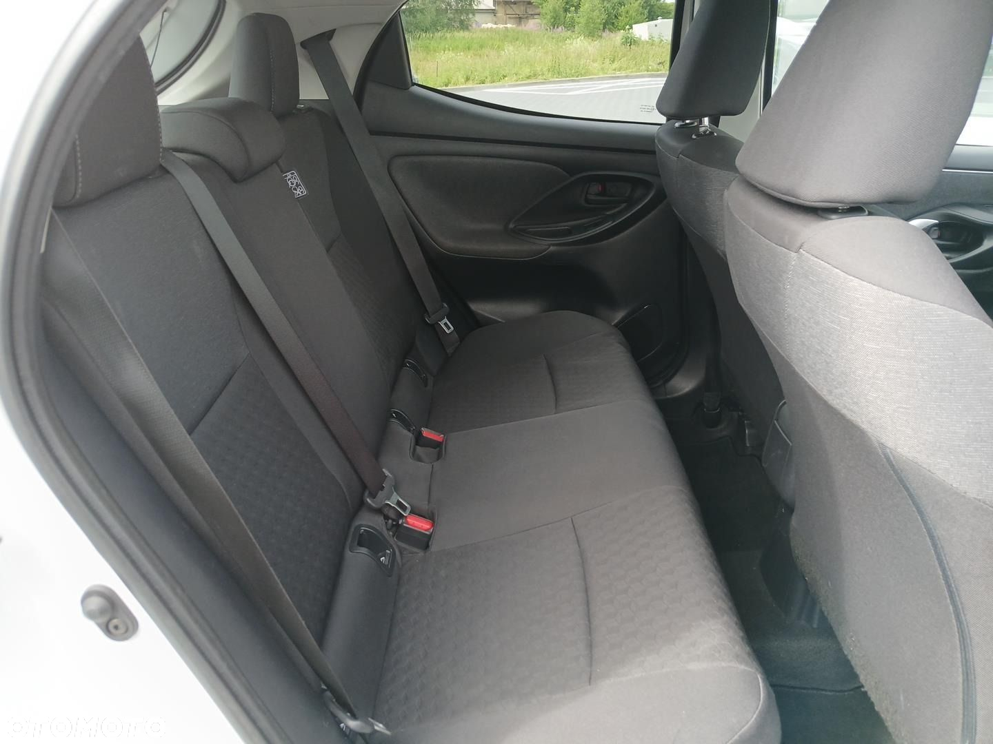 Toyota Yaris - 18