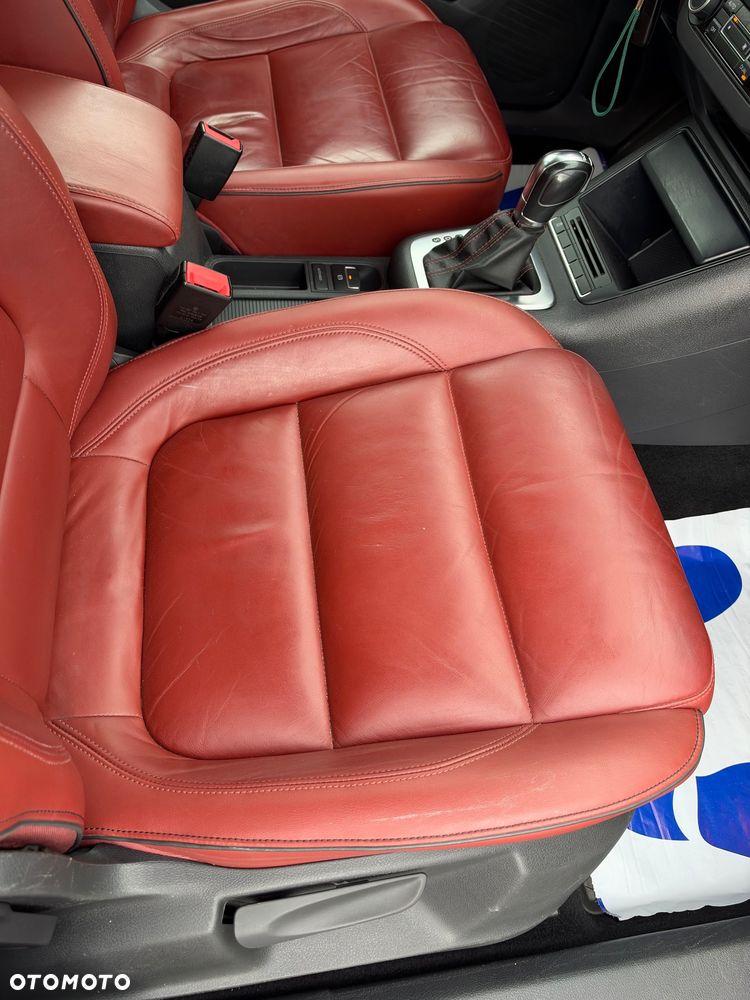 Volkswagen Tiguan - 16