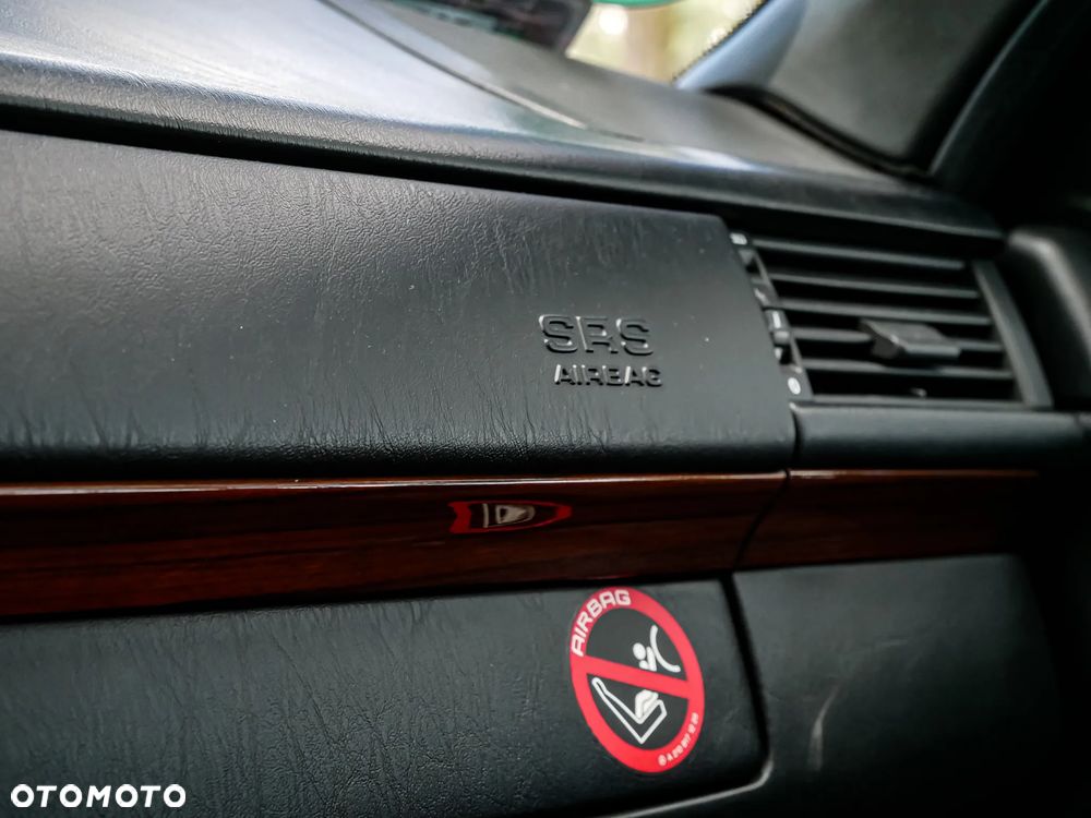 Mercedes-Benz W124 (1984-1993) - 33