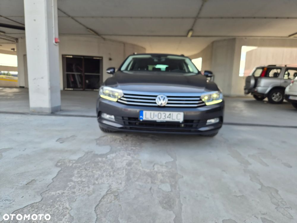 Volkswagen Passat 2.0 TDI BMT Trendline - 14