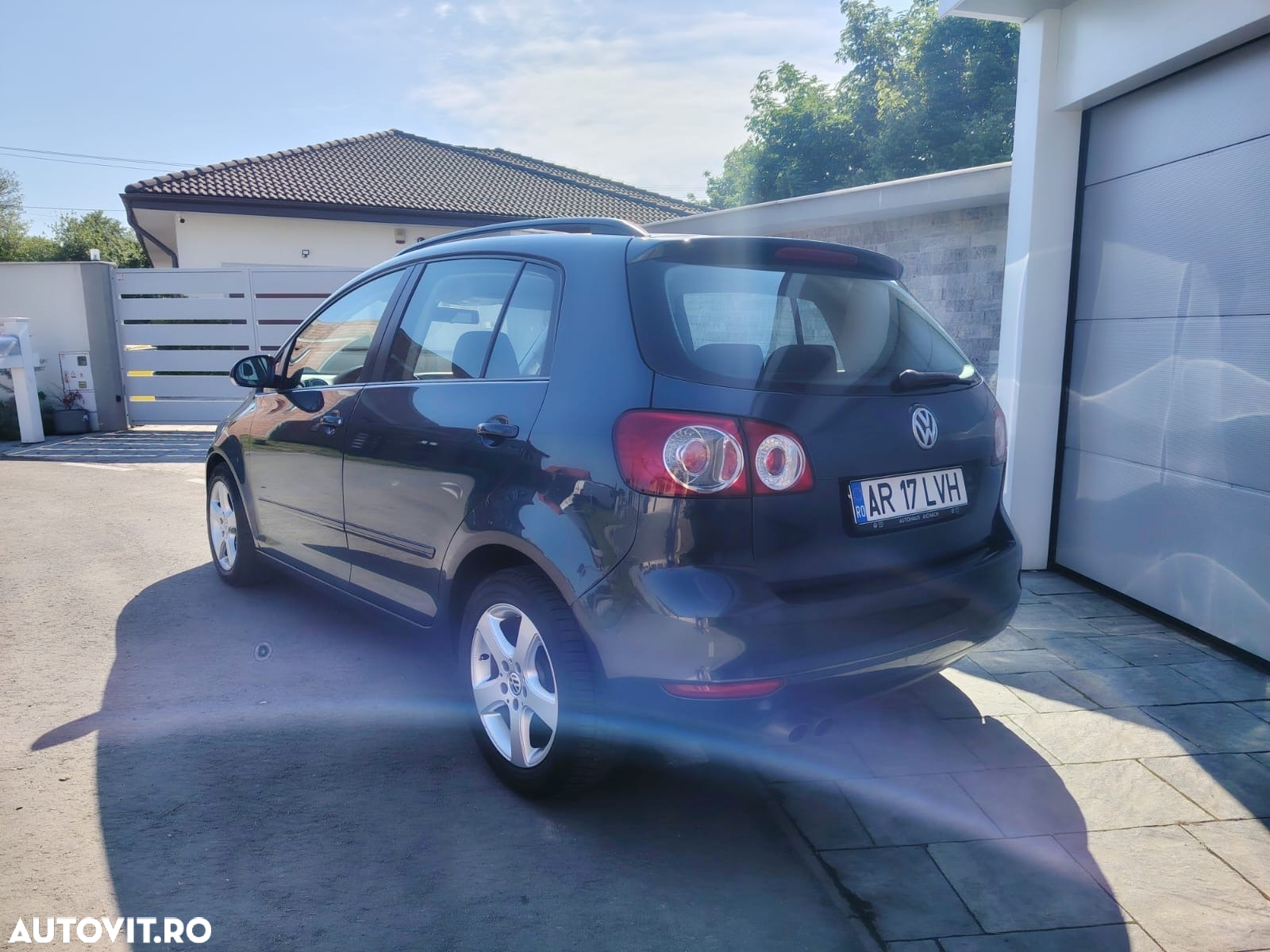 Volkswagen Golf Plus 2.0 TDI Comfortline - 10