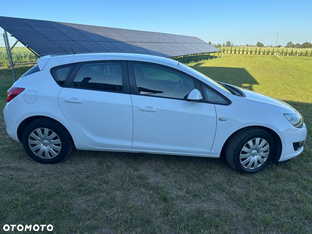 Opel Astra 1.4 Selection - 18