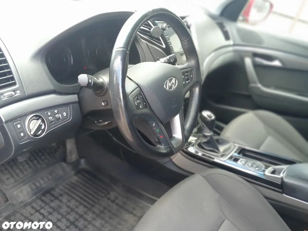 Hyundai i40 - 12