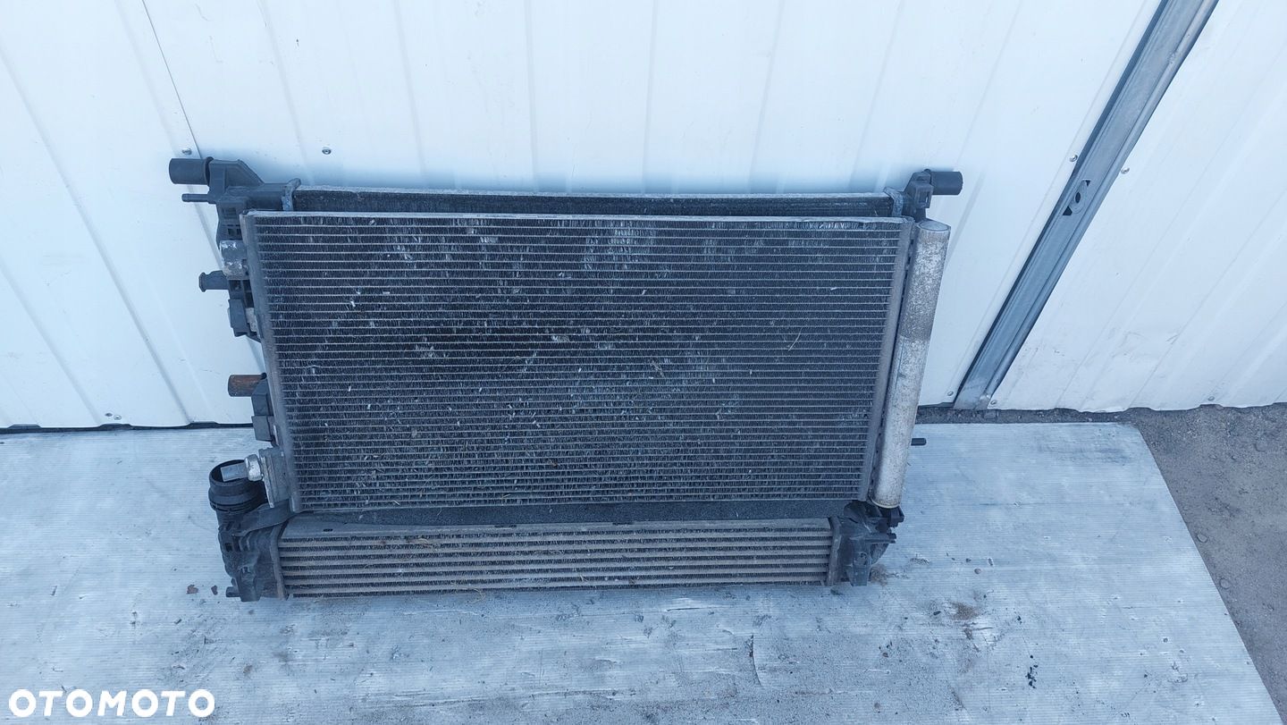 RENAULT MEGANE III 1.5 D CHŁODNICA WODY KLIMATYZACJI INTERCOOLER 214105150R - 1