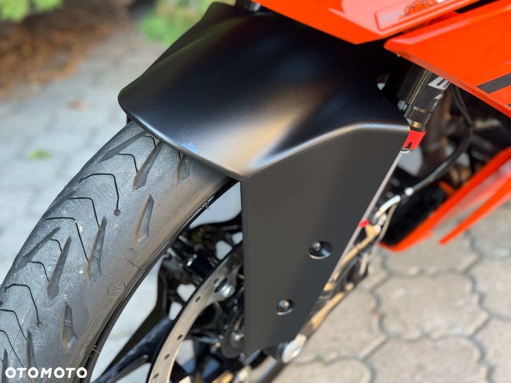 KTM RC 125 - 23