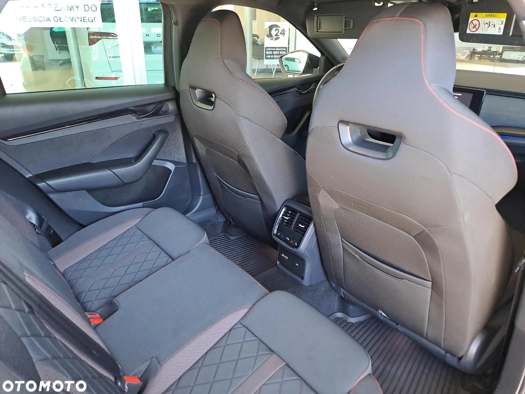 Skoda Octavia 2.0 TSI RS DSG - 11