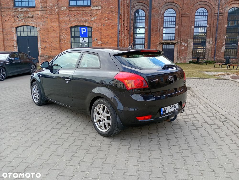 Kia ProCeed - 6