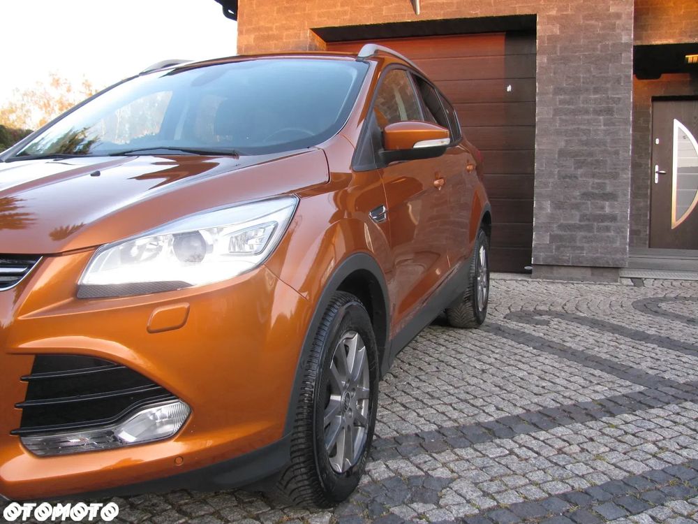 Ford Kuga 2.0 TDCi 2x4 Titanium - 30