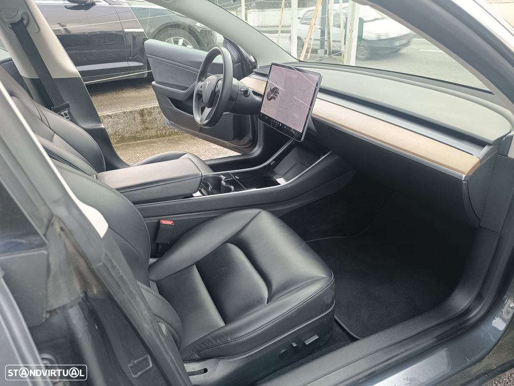 Tesla Model 3 Standard RWD Plus - 12