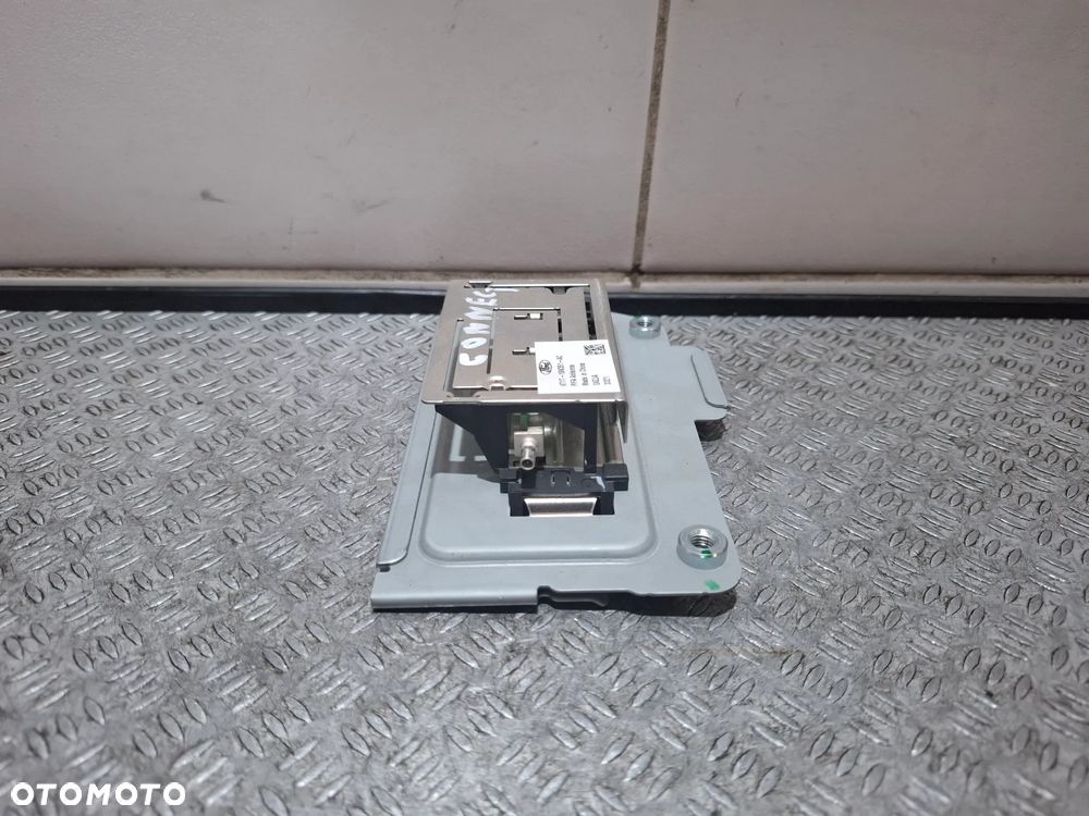 Moduł wzmacniacz anteny Ford Tourneo Connect MK2 lift rok 2022 nr KT1T19K351AC - 2