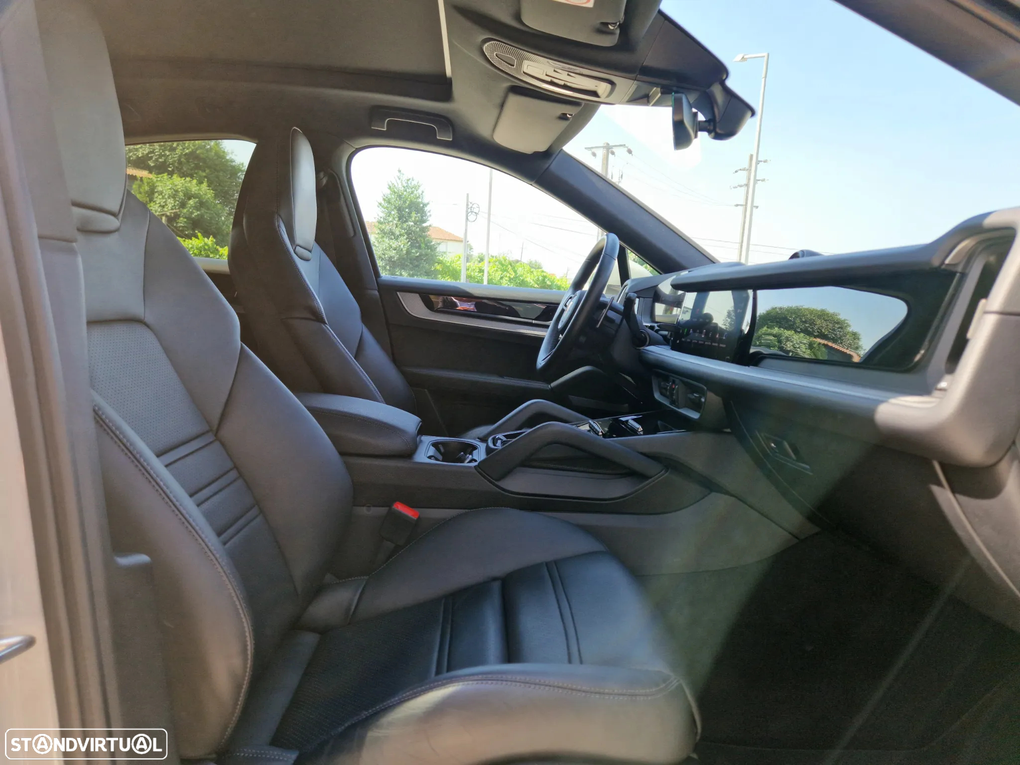 Porsche Cayenne Coupé E-Hybrid - 34